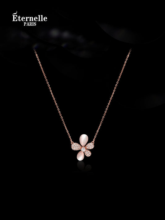 floral necklace