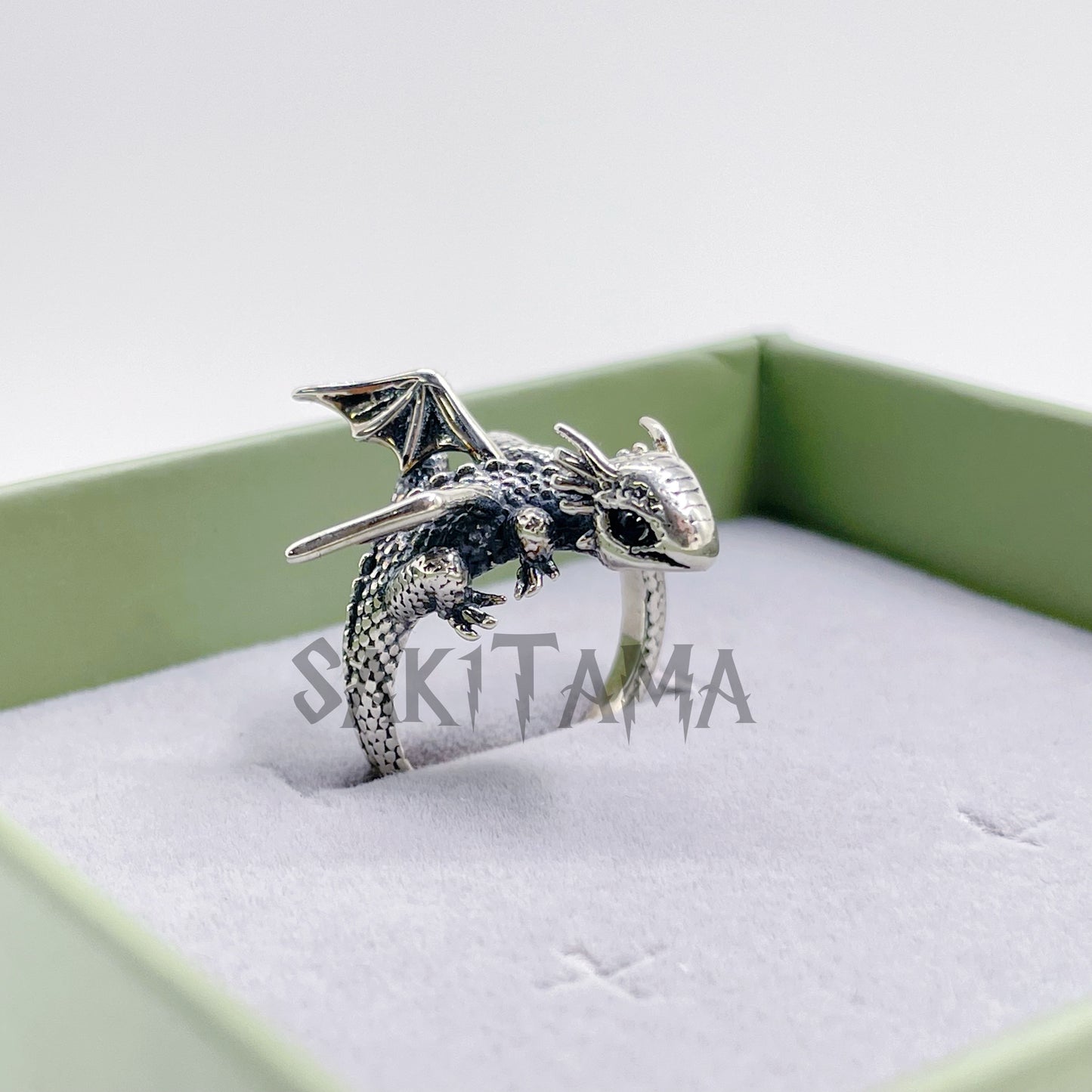 flying dragon ring